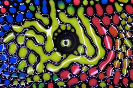 Mikrofoto von Ferrofluid, Auflicht, Bildbreite = 3 mm